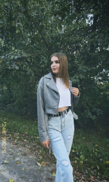  ,   Solomia, 25 ,   ,   
