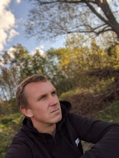 ,   Edvard, 37 ,   ,   
