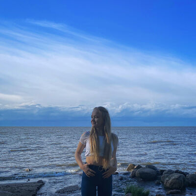  -,   , 24 ,   