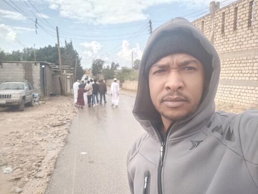  ,   Swar alshik, 35 ,   ,   