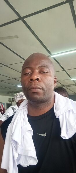  Pointe-Noire,   Li, 42 ,   ,   
