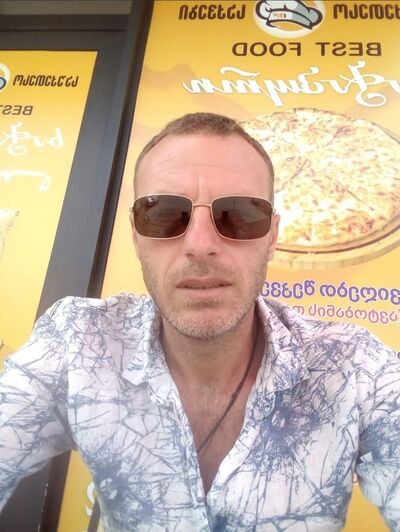 ,   Davit, 41 ,   ,   