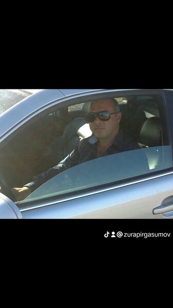  ,   Ruslan, 49 ,   ,   , c , 