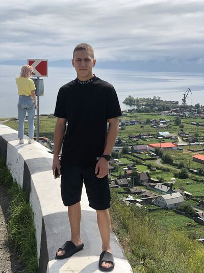 ,   Maksim, 22 ,   ,   