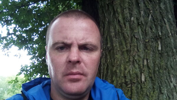  ,   Artem, 36 ,   
