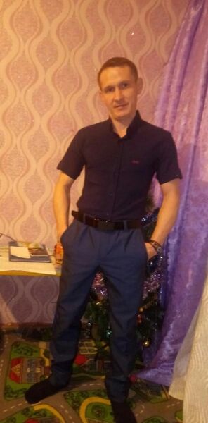  ,   Vitalii, 40 ,   ,   