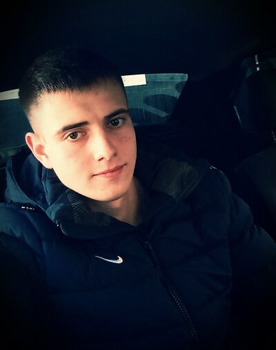  ,   Alex, 28 ,   ,   