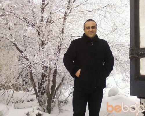  ,   Artur, 42 ,     , c 