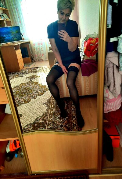  ,   Elena, 48 ,   