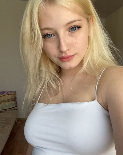  Greenway,   Anna, 18 ,   ,   