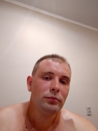  ,   Ivan, 33 ,   ,   