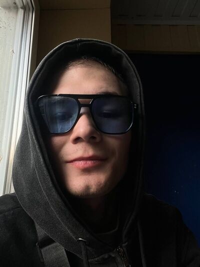  ,   Artem, 22 ,   ,   