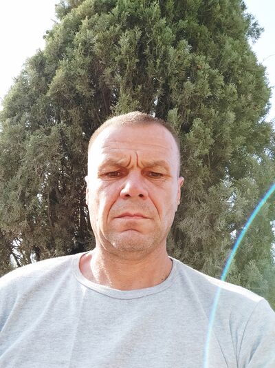  ,   Vadim, 48 ,   ,   