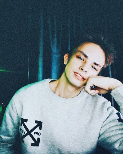  -,   , 21 ,     , c 