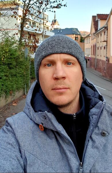  ,   Sam, 39 ,   