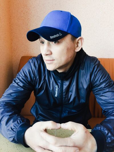  ,   Azat, 35 ,   c 