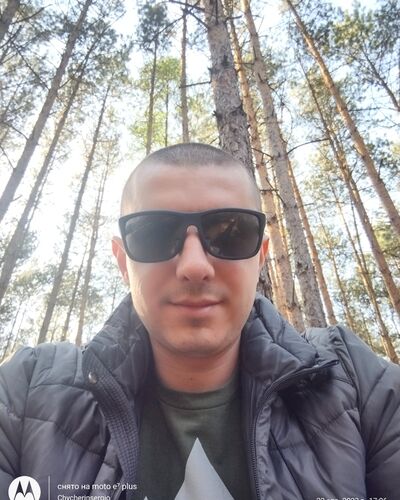  ,   Serhii, 32 ,   ,   , c , 
