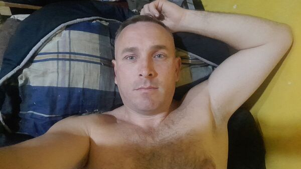   ,   Alex, 38 ,   