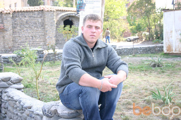  ,   George, 35 ,   
