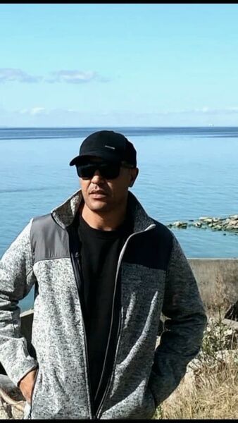 ,   Tommi, 41 ,     , c 