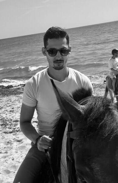  ,   Stefano, 24 ,   ,   , c 