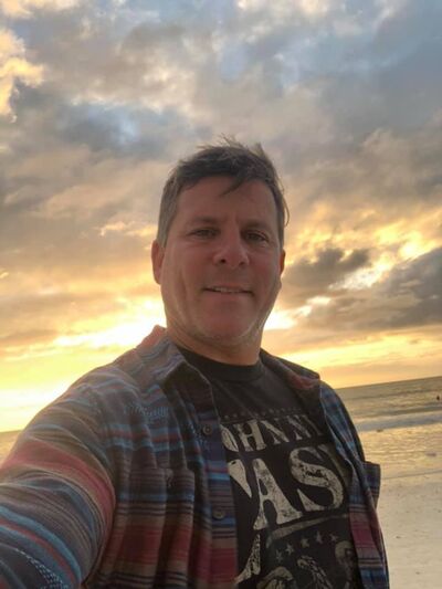  ,   Robert, 60 ,   ,   