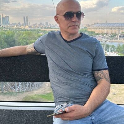  ,   Oleg, 51 ,   ,   