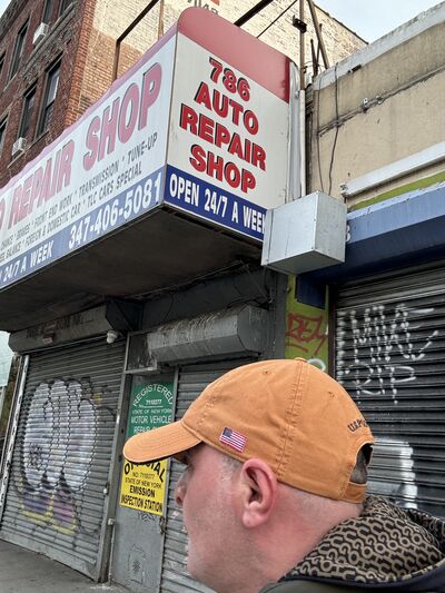  New York City,   Mamukagruzin, 40 ,   c 