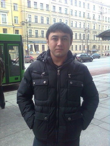  12746137  Bahti, 41 ,    