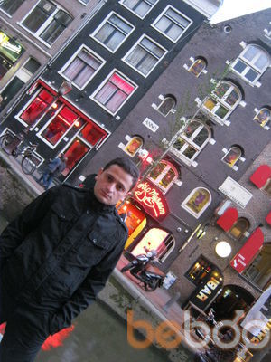  ,   Gio, 39 ,   