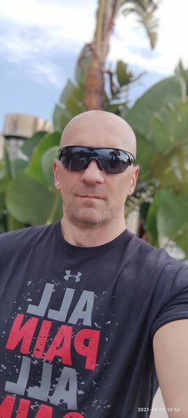  ,   Robert, 51 ,   ,   , c 