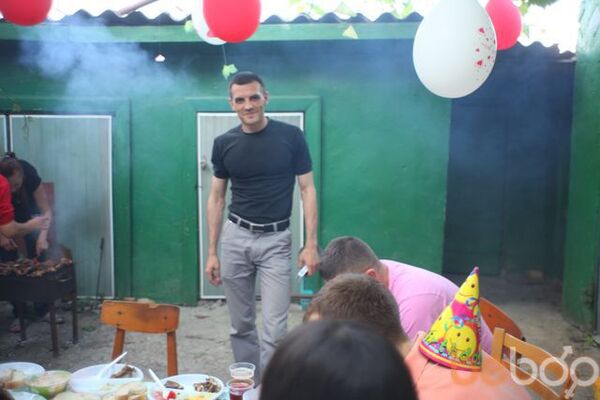  ,   Oleg, 43 ,   