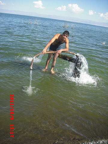  ,   Artur, 32 ,   