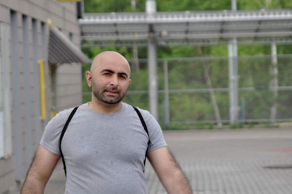  ,   Luka, 40 ,   ,   , c 