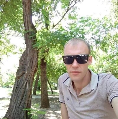  ,   Igor, 36 ,   