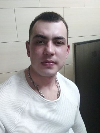  ,   Denis, 32 ,   ,   , c 
