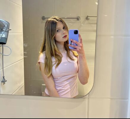  Manassas,   Alina, 19 ,   ,   