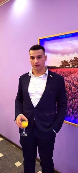  ,   Igor, 32 ,   , c 