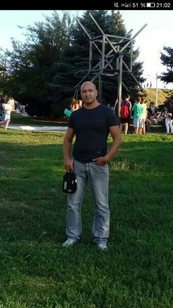  --,   , 44 ,     , c 