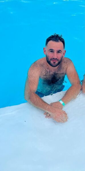  ,   Artur, 34 ,   ,   