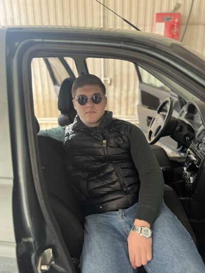  ,   Karim, 22 ,   ,   