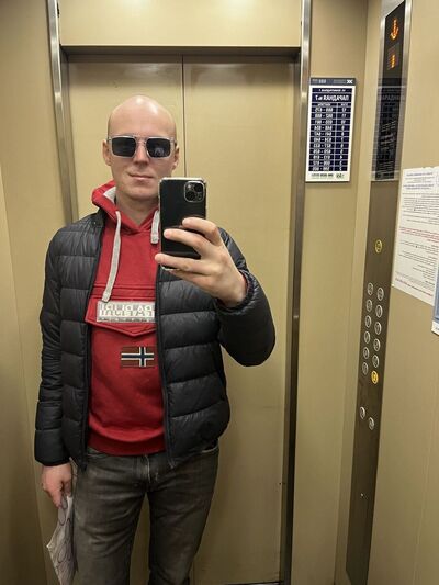  -,   Vladimir, 37 ,   ,   