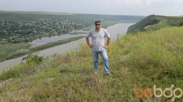  ,   Stas, 51 ,   