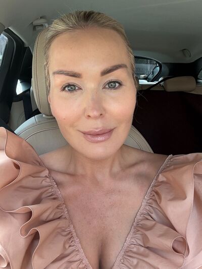  ,   Ksenia, 39 ,     , c 