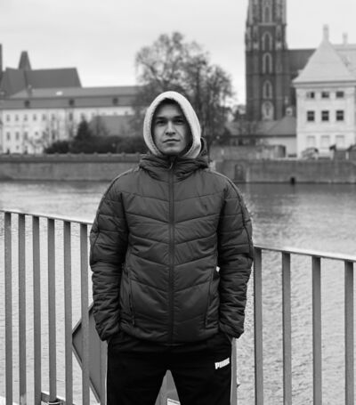  Apen,   Andrii, 26 ,   ,   