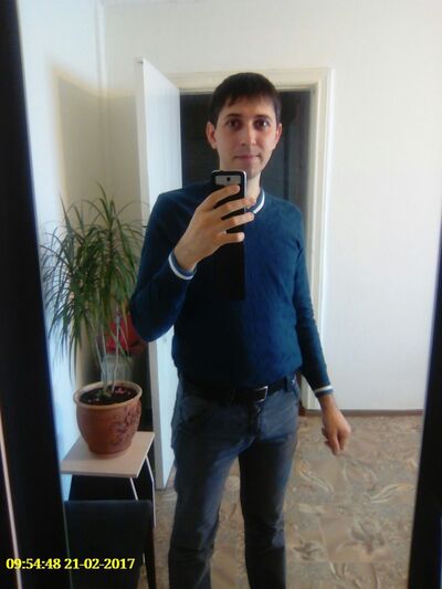  ,   White, 35 ,   ,   , c 