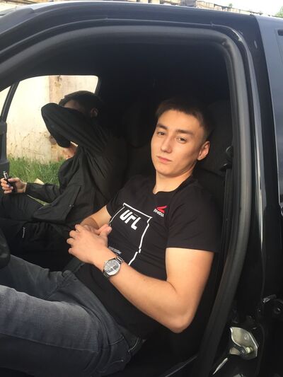 ,   Ruslan, 26 ,   ,   , c 