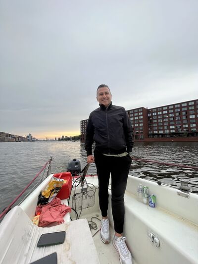  ,   Erkan, 43 ,   ,   