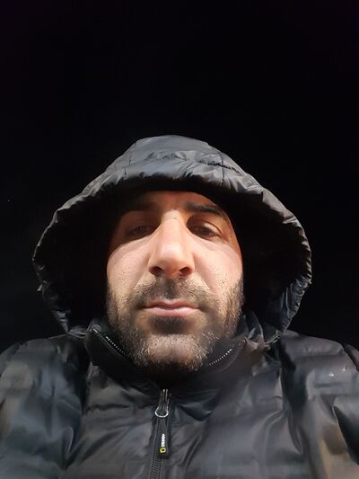  ,   Armen, 36 ,   ,   