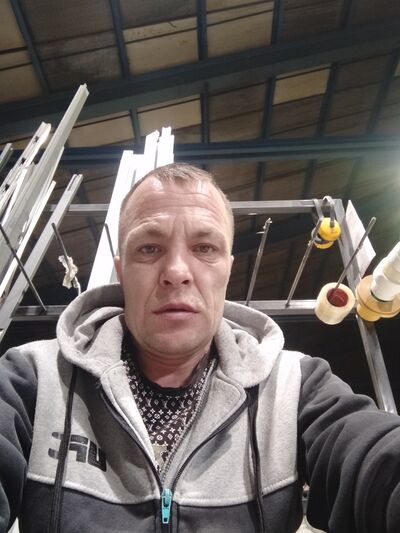  ,   Maks, 43 ,   ,   